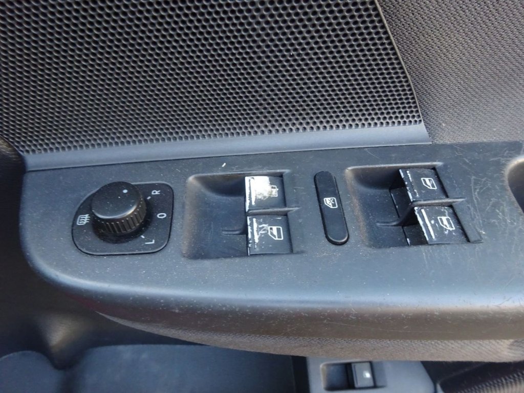 Used Volkswagen Golf 2006 for sale - 76210682: Photo 25