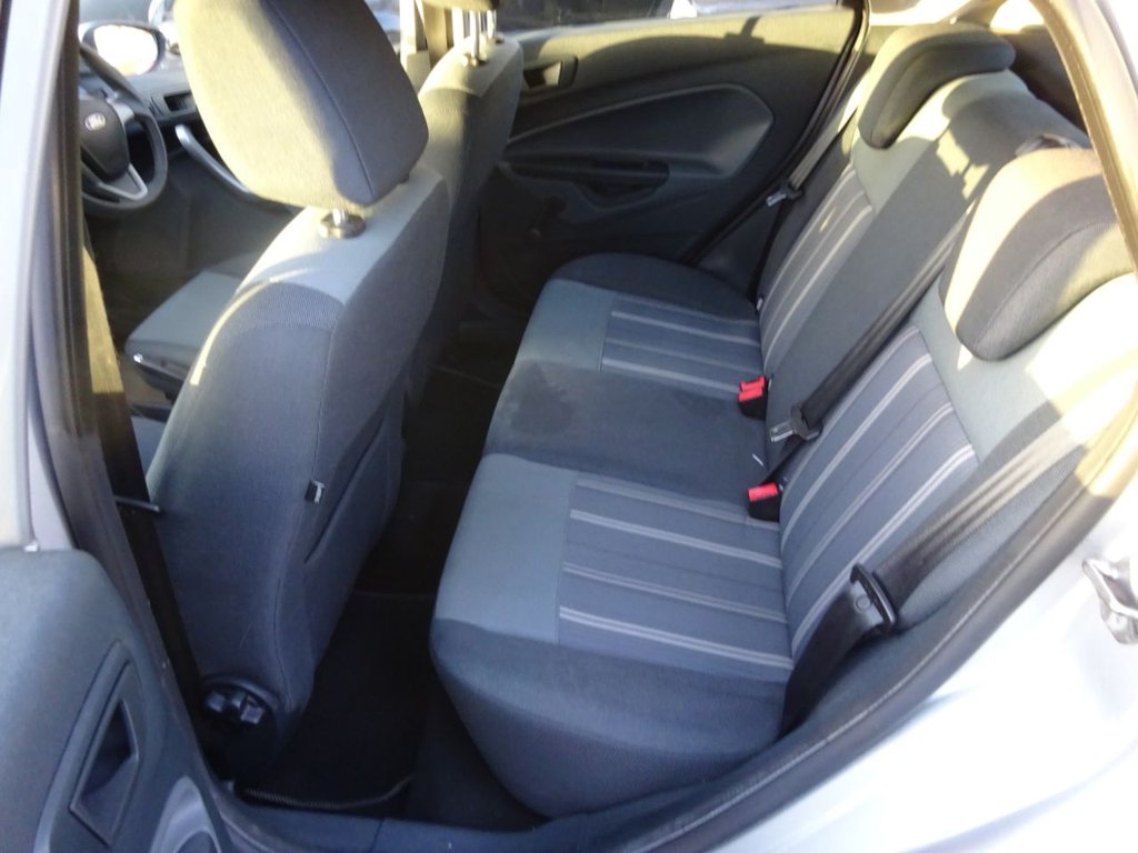 Used Ford Fiesta 2010 for sale - 76304051: Photo 15