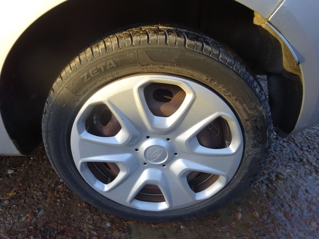 Used Ford Fiesta 2010 for sale - 76304051: Photo 20