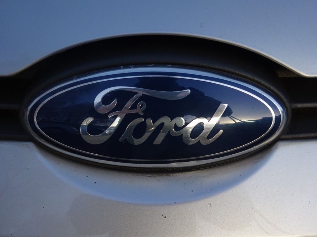 Used Ford Fiesta 2010 for sale - 76304051: Photo 21