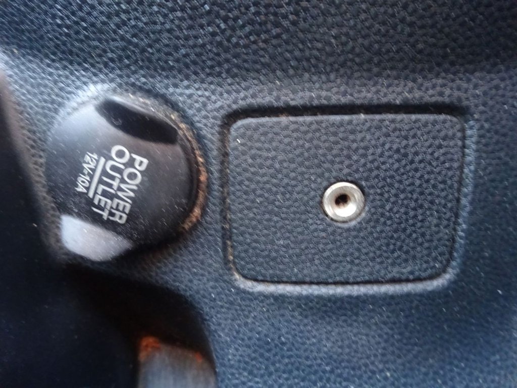 Used Ford Fiesta 2010 for sale - 76304051: Photo 22