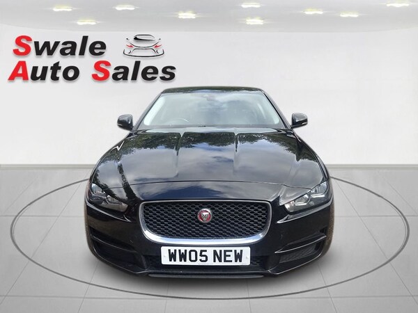 Used Jaguar XE 2016 for sale - 72174649: Photo 2