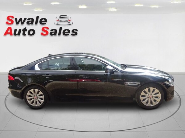 Used Jaguar XE 2016 for sale - 72174649: Photo 4