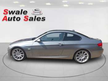 Used BMW 3 Series 2009 for sale - 74885182: Photo
