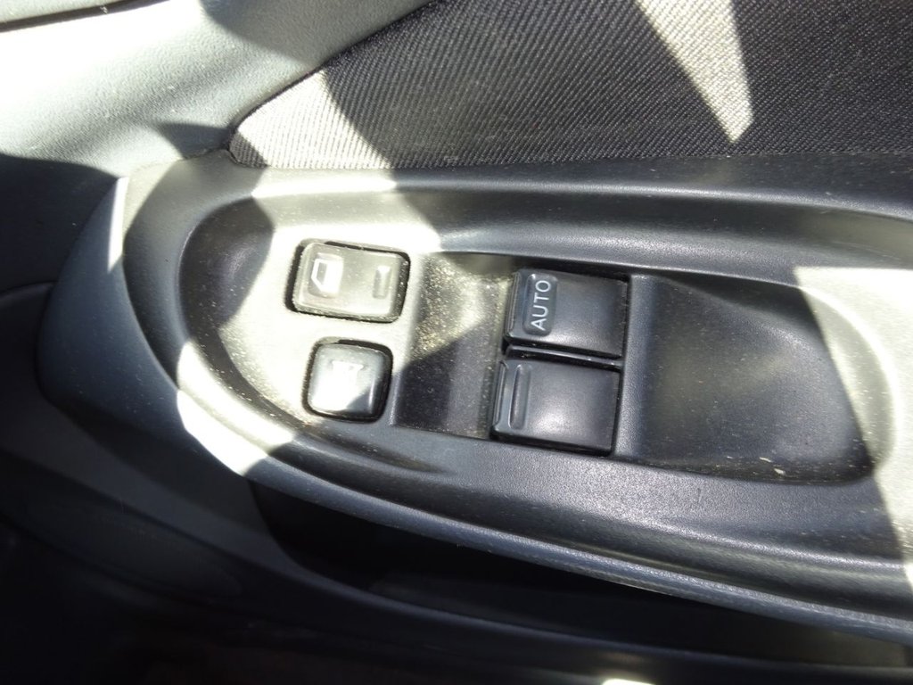 Used Nissan Almera 2006 for sale - 75745897: Photo 19