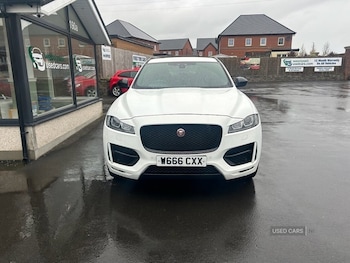 Used Jaguar F-Pace 2016 for sale - 76433653: Photo