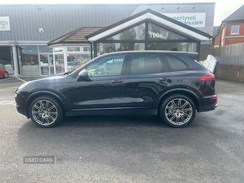Used Porsche Cayenne 2017 for sale - 77958808: Photo
