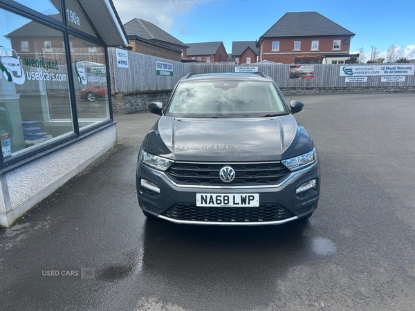 Used Volkswagen T-Roc 2018 for sale - 78136551: Photo 2