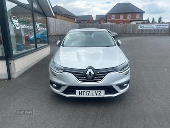Used Renault Megane 2017 for sale - 75402613: Photo