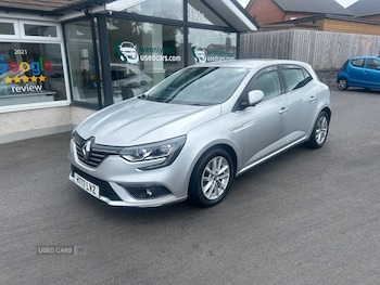 Used Renault Megane 2017 for sale - 75402613: Photo