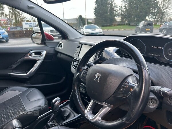 Used Peugeot 2008 2017 for sale - 77697282: Photo 8