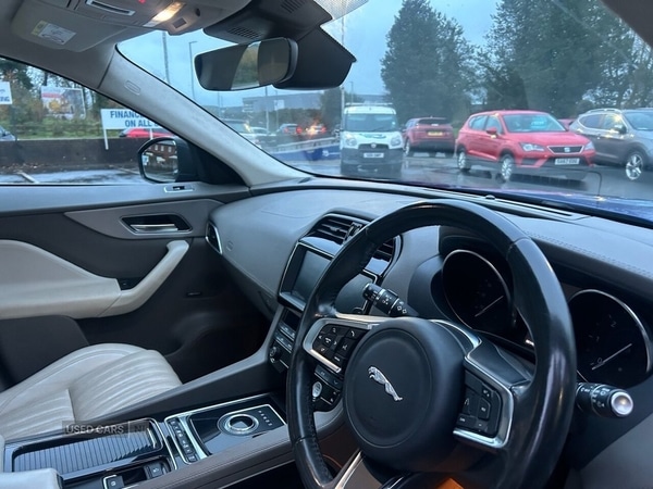 Used Jaguar F-Pace 2018 for sale - 76729870: Photo 10