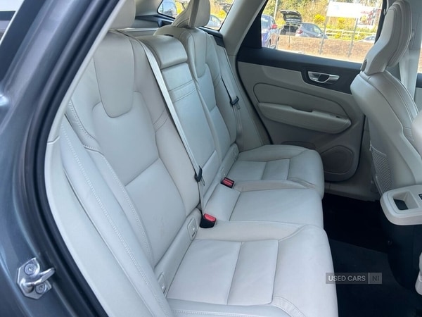 Used Volvo XC60 2021 for sale - 74272103: Photo 8
