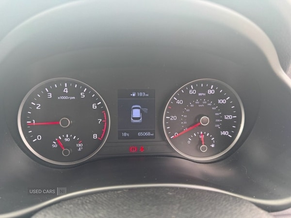 Used Kia Stonic 2018 for sale - 75450141: Photo 13