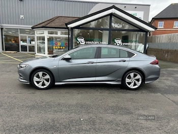 Used Vauxhall Insignia 2018 for sale - 77469569: Photo