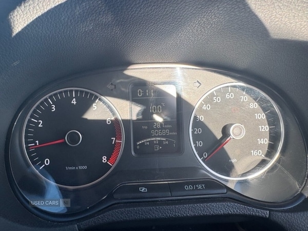 Used Volkswagen Polo 2010 for sale - 76359626: Photo 13