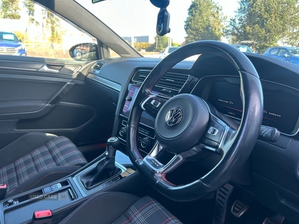 Used Volkswagen Golf 2017 for sale - 77770168: Photo 8