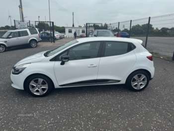 Used Renault Clio 2015 for sale - 75372270: Photo