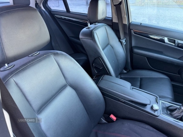Used Mercedes-Benz C Class 2012 for sale - 77204702: Photo 11