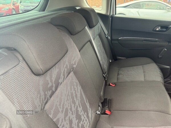 Used Peugeot 3008 2010 for sale - 76061437: Photo 8