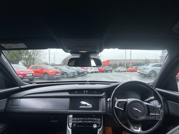 Used Jaguar XF 2017 for sale - 76899888: Photo 9
