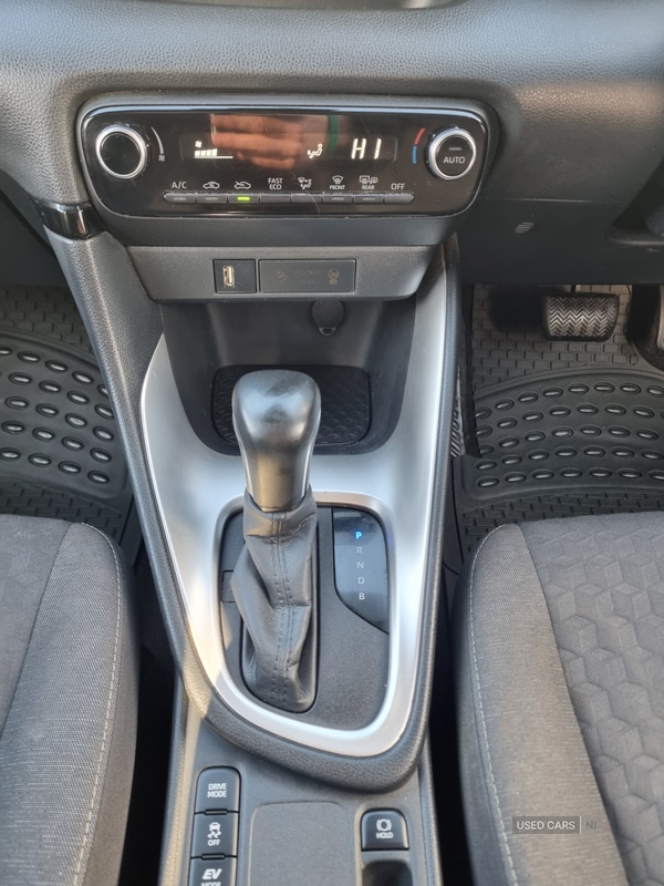 Used Toyota Yaris 2022 for sale - 76399904: Photo 12