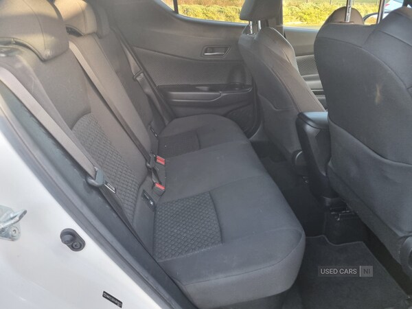 Used Toyota C-HR 2022 for sale - 76965931: Photo 9