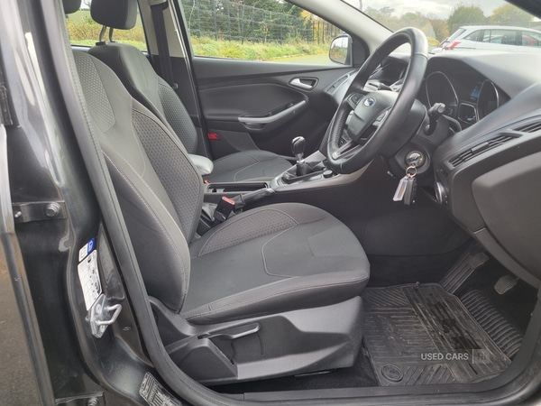 Used Ford Focus 2015 for sale - 76399903: Photo 7
