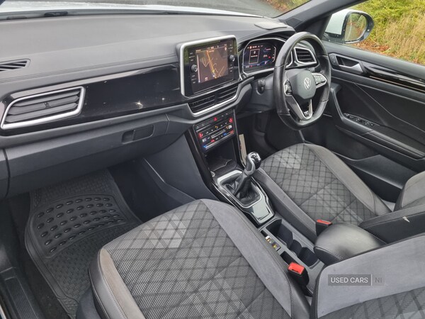 Used Volkswagen T-Roc 2023 for sale - 76953687: Photo 16