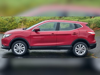 Used Nissan Qashqai 2017 for sale - 76327609: Photo