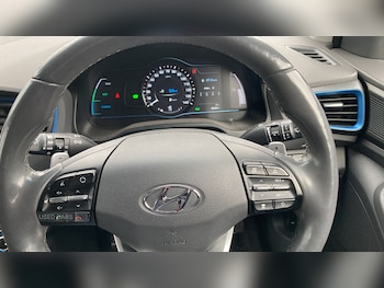 Used Hyundai IONIQ 2019 for sale - 76977119: Photo