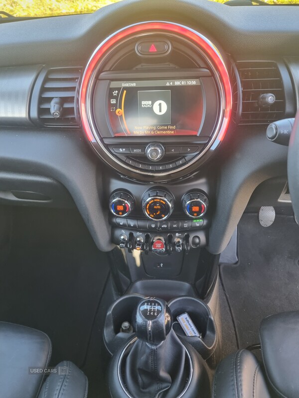 Used MINI Hatch 2019 for sale - 76350201: Photo 13