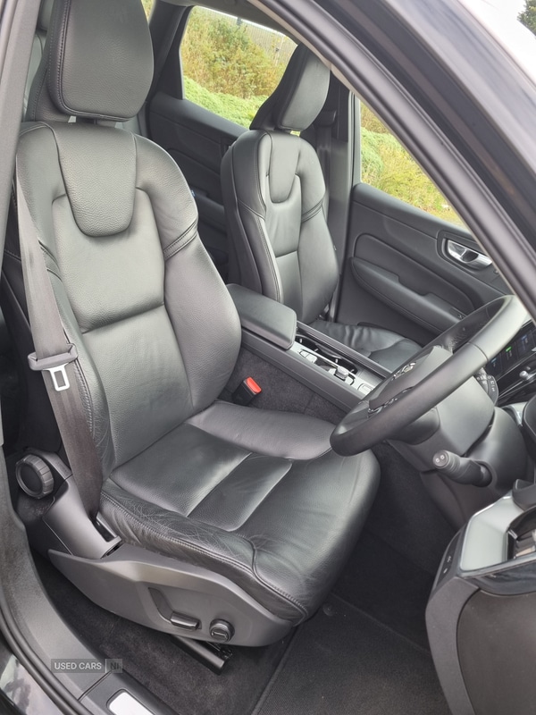Used Volvo XC60 2023 for sale - 76953620: Photo 8
