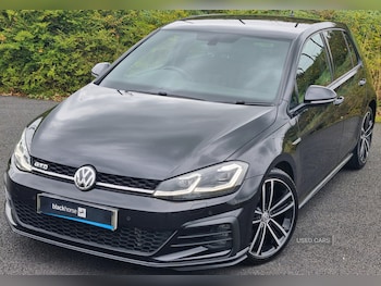 Volkswagen - Golf