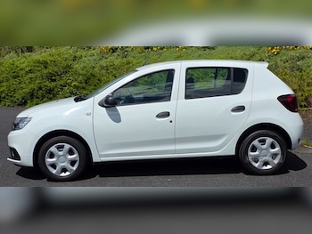 Used Dacia Sandero 2018 for sale - 78959344: Photo