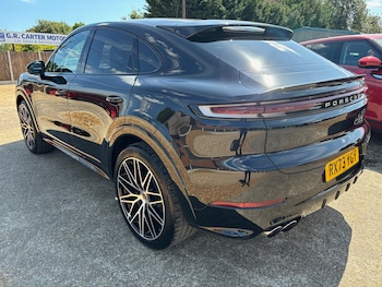 Used Porsche Cayenne 2023 for sale - 75539205: Photo