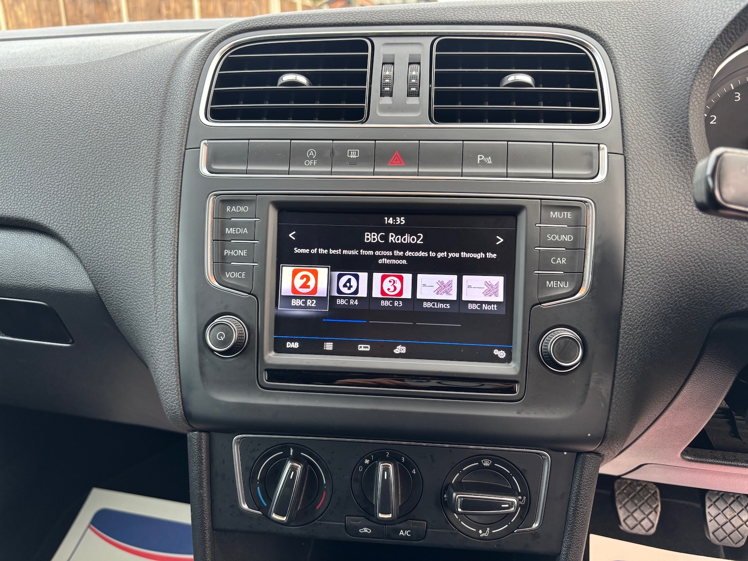 Used Volkswagen Polo 2017 for sale - 76418609: Photo 17