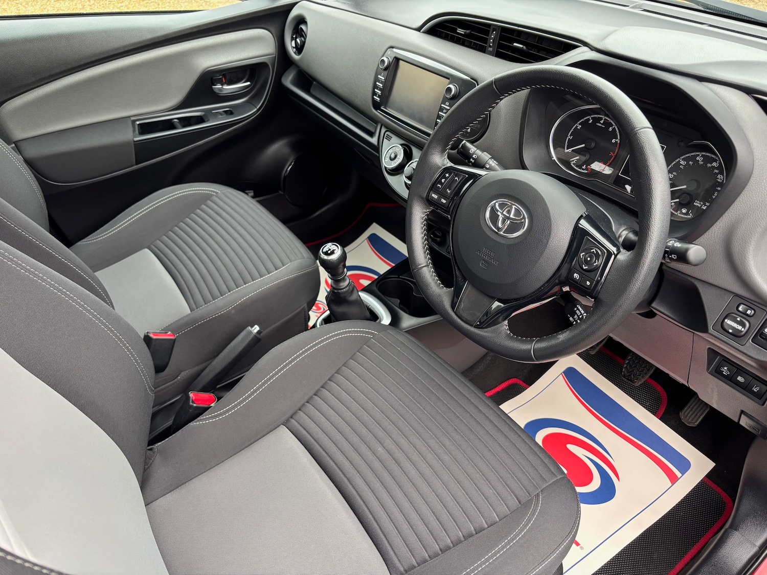 Used Toyota Yaris 2018 for sale - 76699722: Photo 13