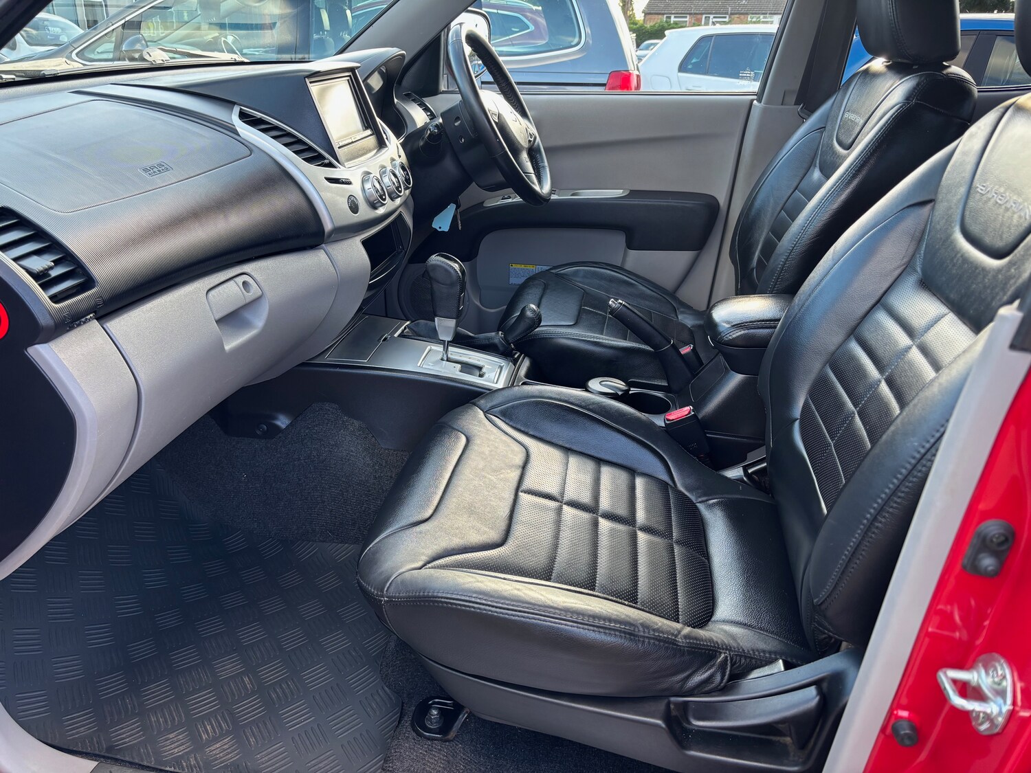 Used Mitsubishi L200 2010 for sale - 76369549: Photo 16