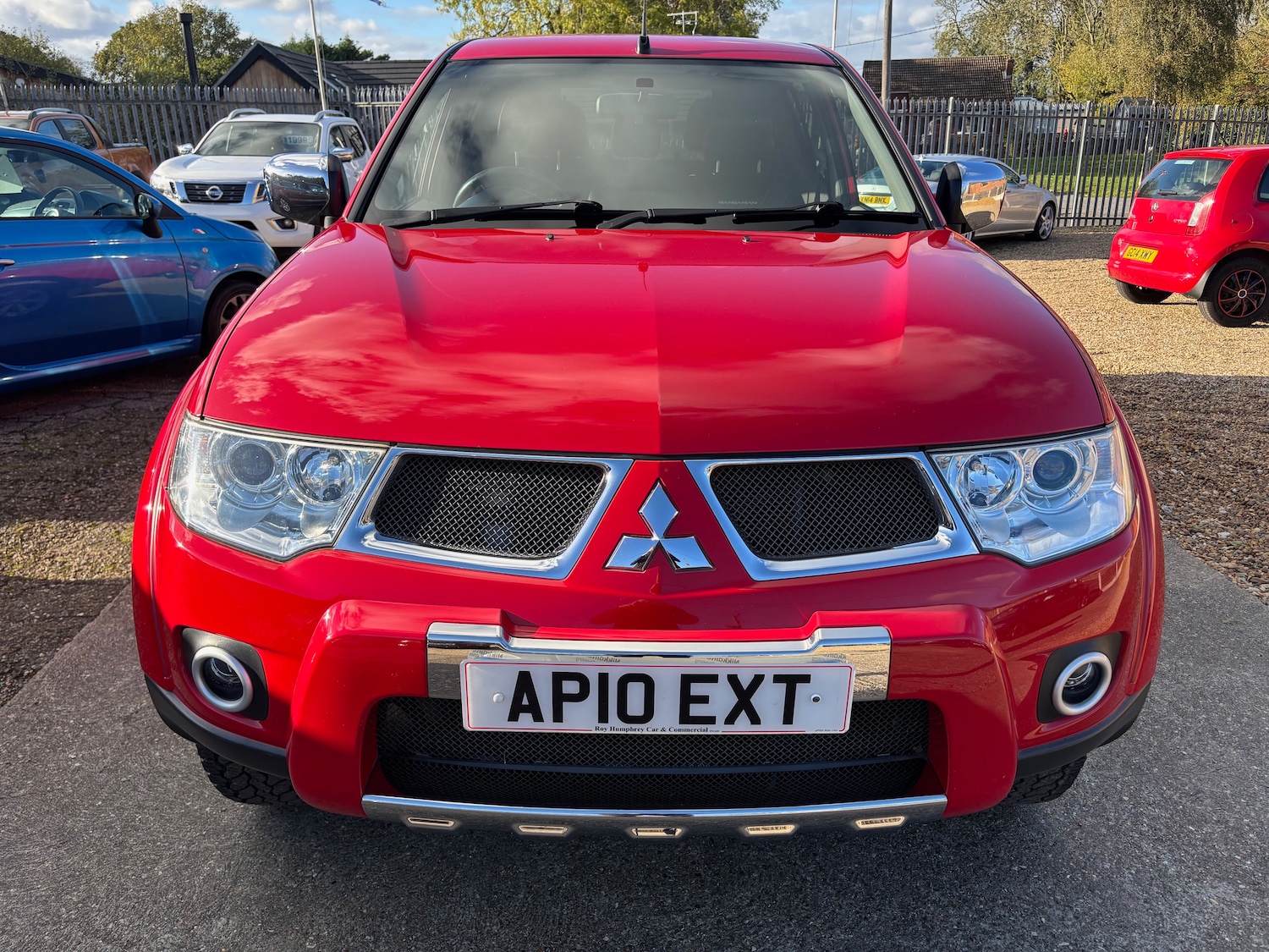 Used Mitsubishi L200 2010 for sale - 76369549: Photo 2