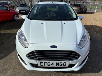 Used Ford Fiesta 2015 for sale - 77632673: Photo