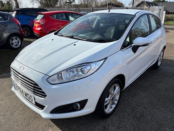 Used Ford Fiesta 2015 for sale - 77632673: Photo