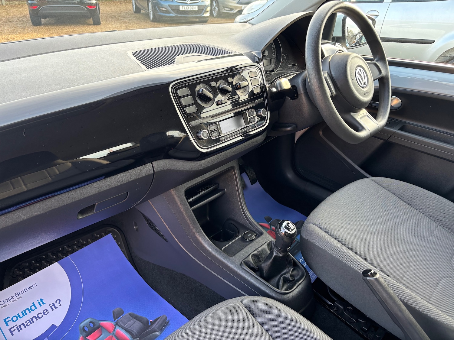 Used Volkswagen up! 2013 for sale - 77364049: Photo 14