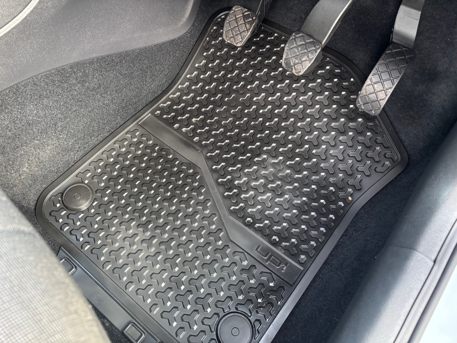 Used Volkswagen up! 2013 for sale - 77364049: Photo 16