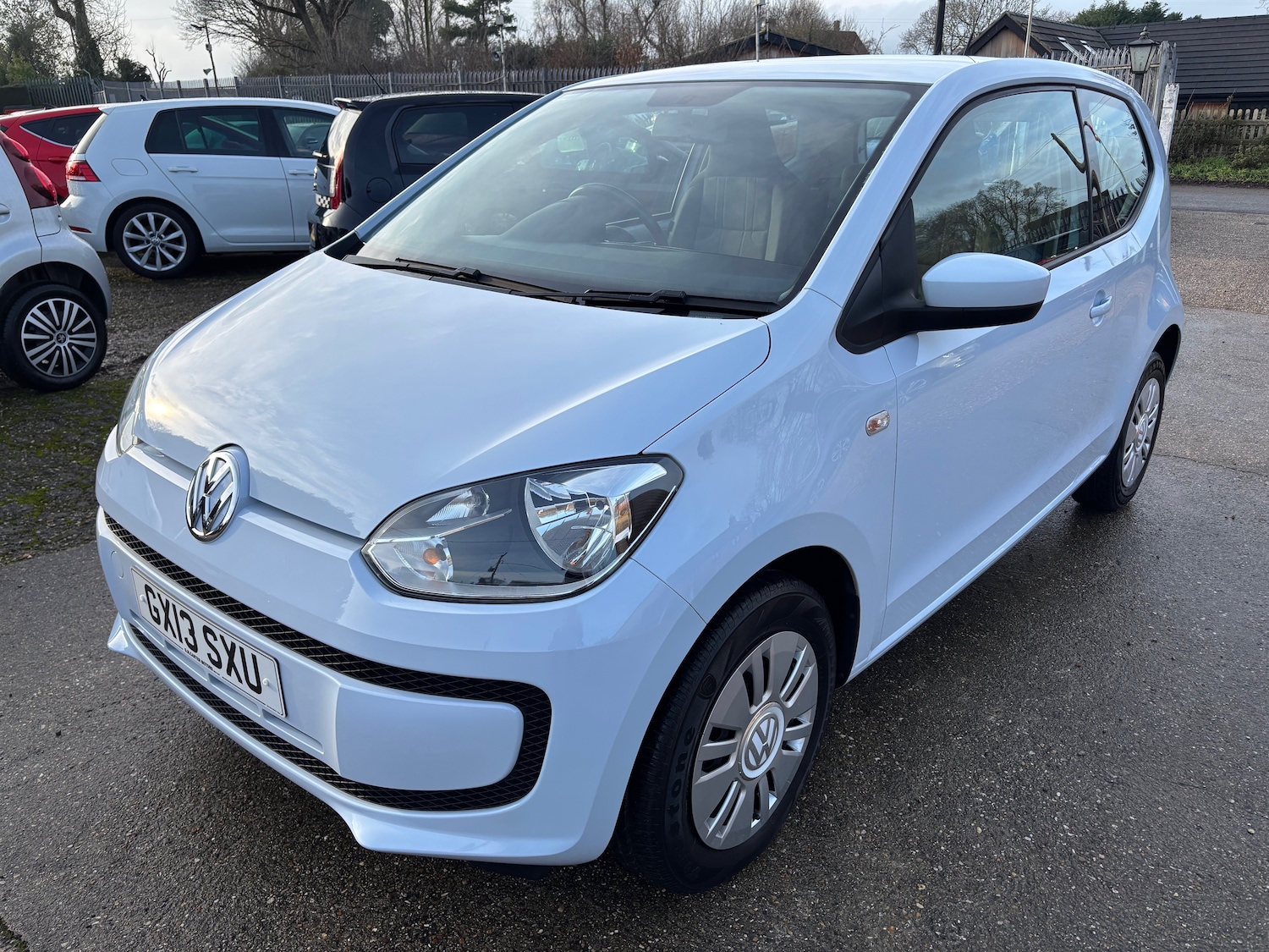 Used Volkswagen up! 2013 for sale - 77364049: Photo 3