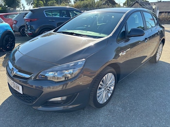 Used Vauxhall Astra 2013 for sale - 79520160: Photo