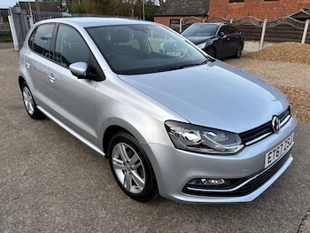 Used Volkswagen Polo 2017 for sale - 77453678: Photo