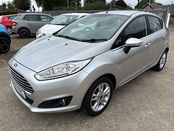 Used Ford Fiesta 2016 for sale - 79255306: Photo