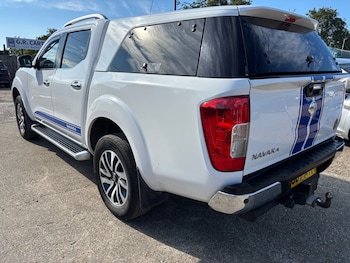 Used Nissan Navara 2017 for sale - 79320448: Photo