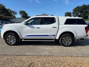 Used Nissan Navara 2017 for sale - 79320448: Photo